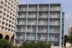 Blu Atlantic Oceanfront Hotel Suites
