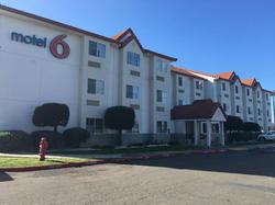 Motel 6 Dixon