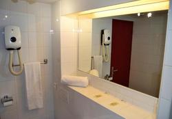 Kyriad Chantilly Nord ST Maximin