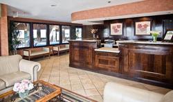 Christopher Inn And Suites