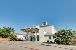 Motel 6 Cleburne