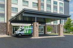 Holiday Inn Express & Suites Bloomington W Mall