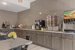Iris Garden Inn