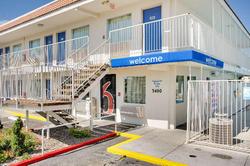 Motel 6 Albuquerque Carlisle