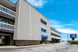 Motel 6 Norfolk Oceanview