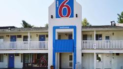 Motel 6 Nashua