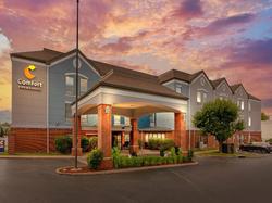 Comfort Inn & Suites St Louis