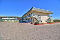 Motel 6 Douglas