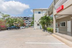 OYO 765 Pom Pom Residence