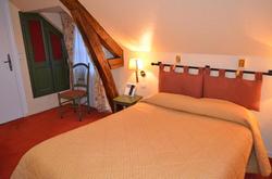 Logis Hotel Le Cheval Blanc