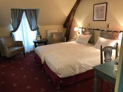 Logis Hotel Le Cheval Blanc