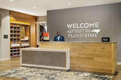 Hampton Inn & Suites Raleigh Midtown