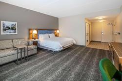 Hampton Inn & Suites Raleigh Midtown
