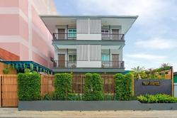 Penyos Residence