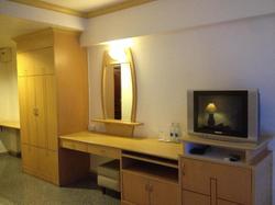 Maneerote Hotel Surin