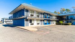 Xpress Inn & Extended Stays by Marshall