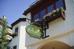 Poste Montane Lodge