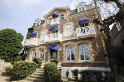 La Villa 10