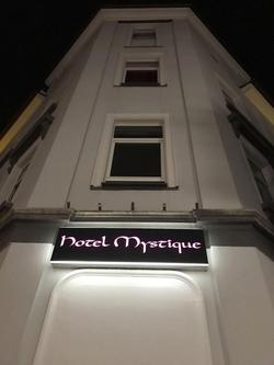 Hotel Mystique