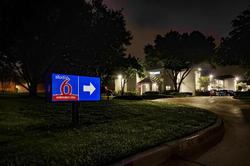 Studio 6 Arlington, TX - South - Dallas