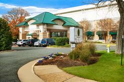 Clarion Hotel Suites Convention Center