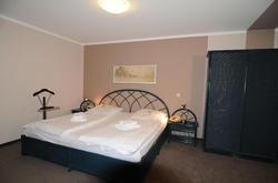 City Hotel