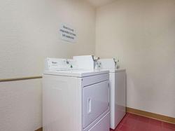 Motel 6 Waterloo, IA - Crossroads Mall - Cedar Fal