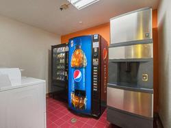 Motel 6 Waterloo, IA - Crossroads Mall - Cedar Fal