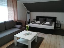 Hotel Ari