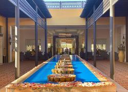 El Olivar Palace