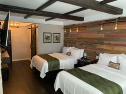 Cedar Stables Inn And Suites