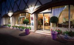 Hotel Anne De Beaujeu