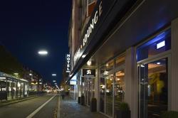 Zi Hotel & Lounge