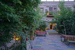 Maron Stone House