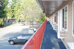 Smokey Point Motor Inn