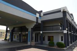 Gateway Inn And Suites