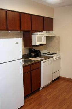 Host Inn All Suites