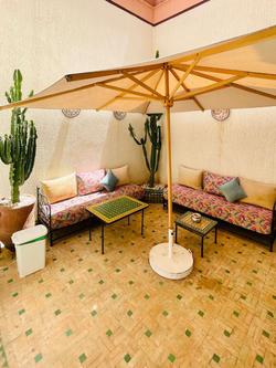 Riad Douirtna