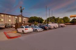 Orangewood Inn & Suites Midtown
