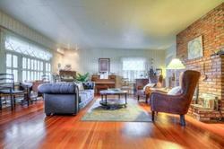 Oak Hill Bed & Breakfast