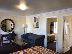 Lamplighter Motel
