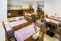 Perla Arya Hotel