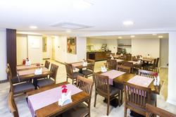 Perla Arya Hotel