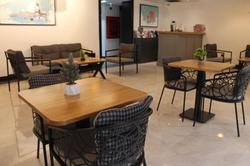 Four G Hotel