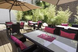 Pearl Hotel