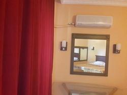 Kleopatra Ikiz Otel