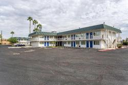 Motel 6 Blythe, CA