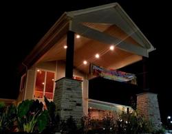 Rolling Hills Lodge