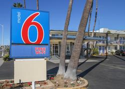 Motel 6 San Diego Airport - Harbor