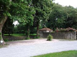 Le Manoir Aux Douves